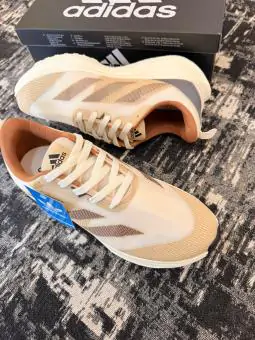 Tênis Adidas Adzero Drive OFF/Caramelo