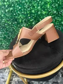 Sandália Feminina Salto Grosso Modare