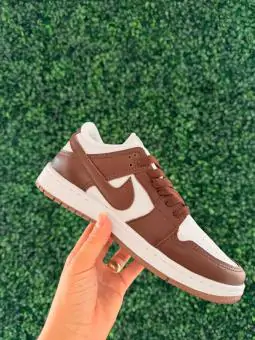 Tênis Nike Dunk Café Branco