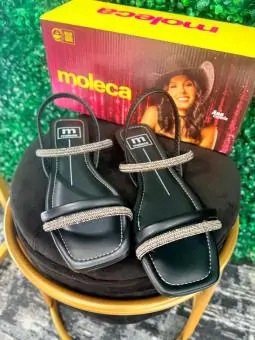 Sandália Feminina Flat Moleca Preto