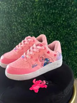 Tênis Nike Air Force Stitch Rosa