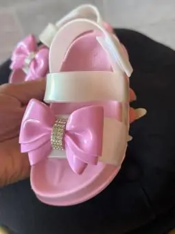 Sandália LILI (branco perolado/rosa)